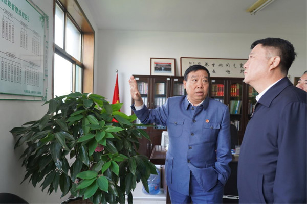 2003网站太阳集团董事长李安平介绍企业治理流程化